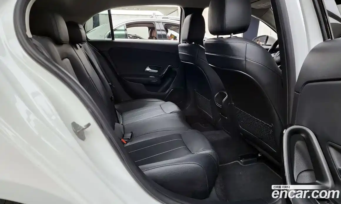 Mercedes-Benz A-Class 2020 2.0 Автомат в Москве № 160422, фото 6