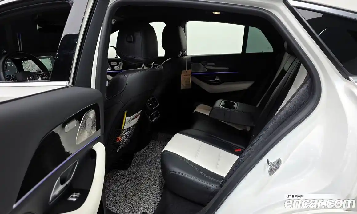 Mercedes-Benz GLE-Class 2023 2.9 Автомат в Москве № 160852, фото 13