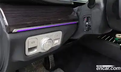 Mercedes-Benz GLE-Class 2023 2.9 Автомат в Москве № 160852, миниатюра 3