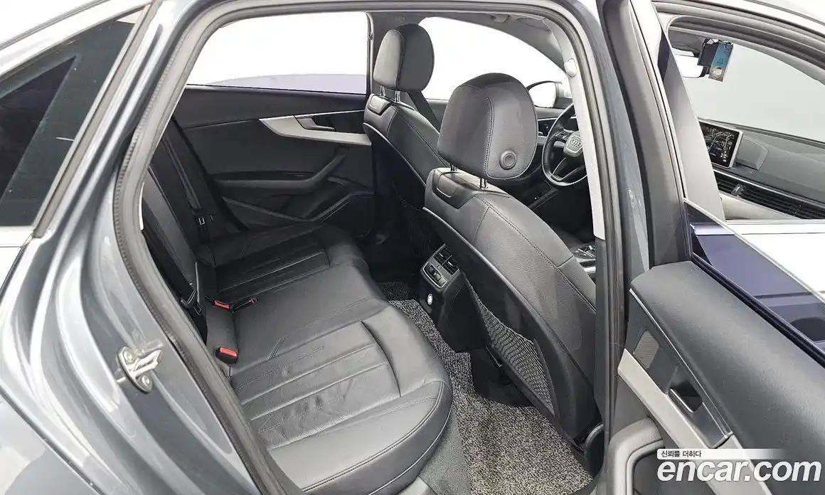 Audi A4 2019 2.0 Автомат в Москве № 163210, фото 12