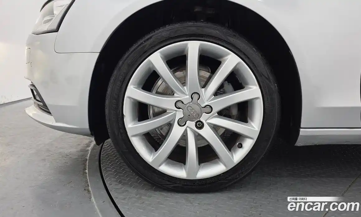 Audi A4 2013 2.0 Автомат в Москве № 163629, фото 20