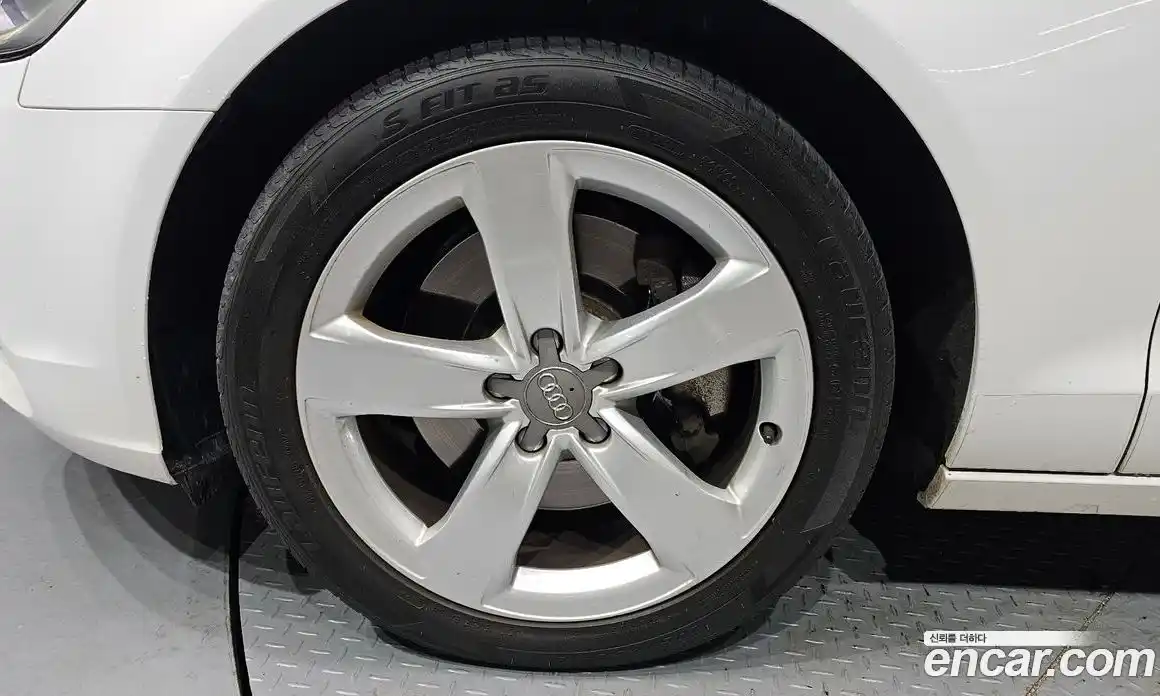 Audi A6 2014 2.0 Автомат в Москве № 163873, фото 5