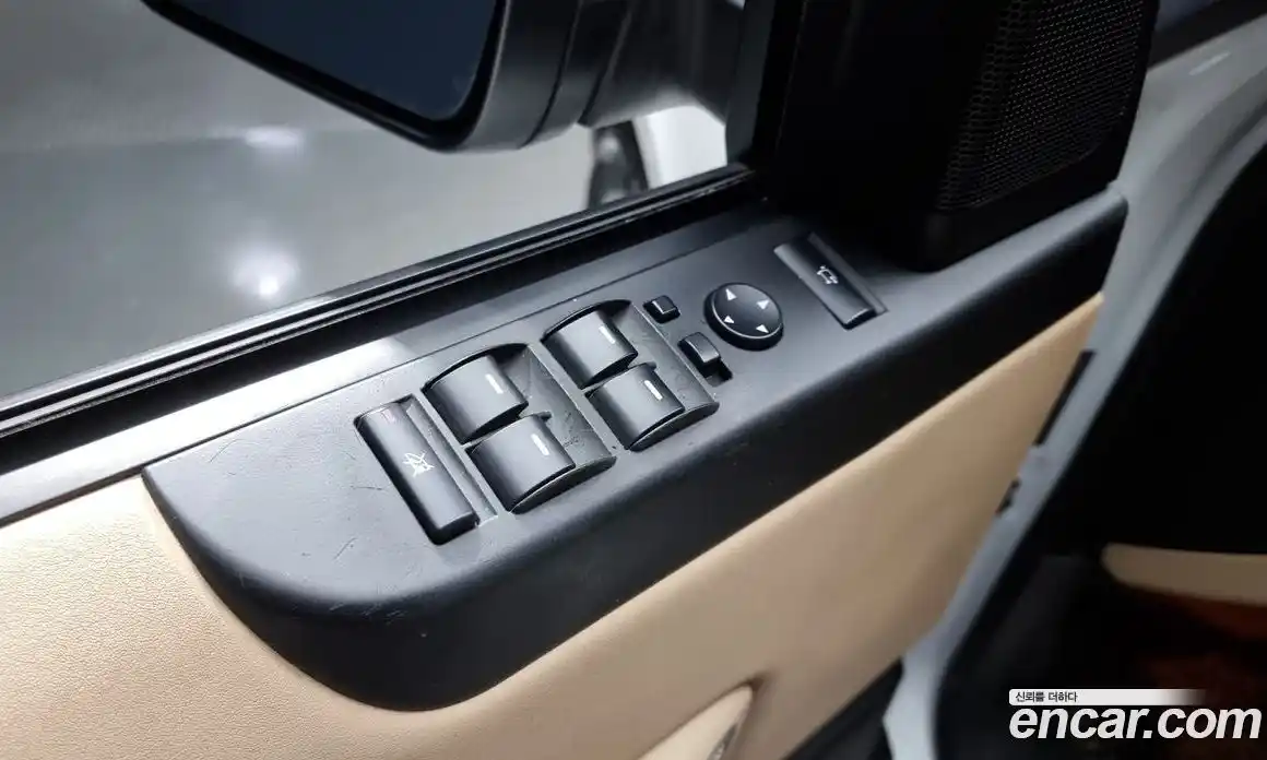 Land Rover Range-Rover 2011 5.0 Автомат в Москве № 166674, фото 11