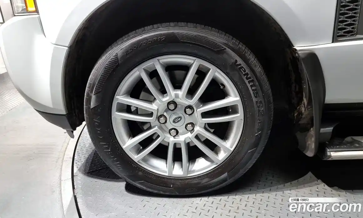 Land Rover Range-Rover 2011 5.0 Автомат в Москве № 166674, фото 12