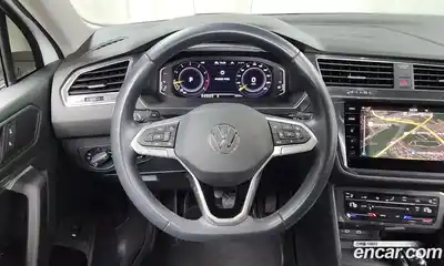 Volkswagen Tiguan 2022 2.0 Автомат в Москве № 168489, миниатюра 11