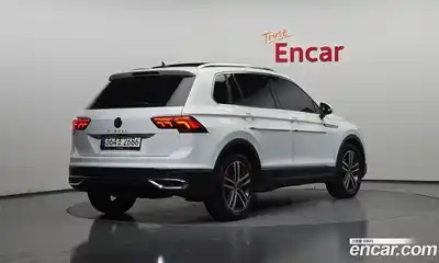 Volkswagen Tiguan 2023 2.0 Автомат в Москве № 168710, миниатюра 11