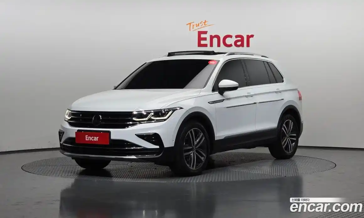 Volkswagen Tiguan 2023 2.0 Автомат в Москве № 168710, фото 6