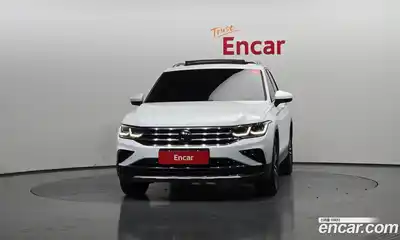 Volkswagen Tiguan 2023 2.0 Автомат в Москве № 168710, миниатюра 9