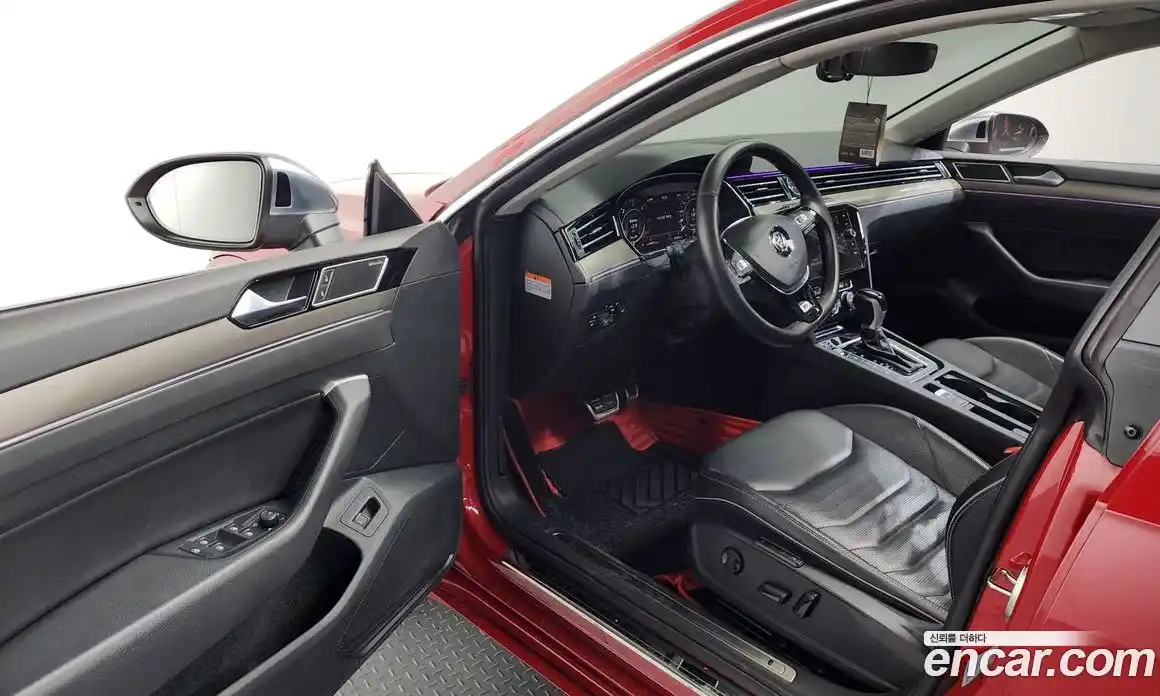 Volkswagen Arteon 2018 2.0 Автомат в Москве № 168907, фото 9