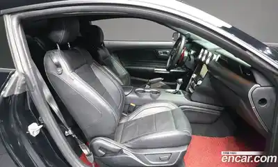 Ford Mustang 2022 2.3 Автомат в Москве № 170826, миниатюра 7