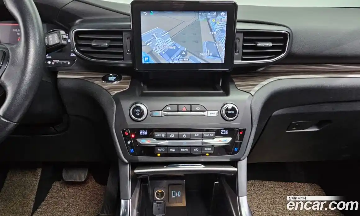 Ford Explorer 2020 2.3 Автомат в Москве № 170830, фото 17