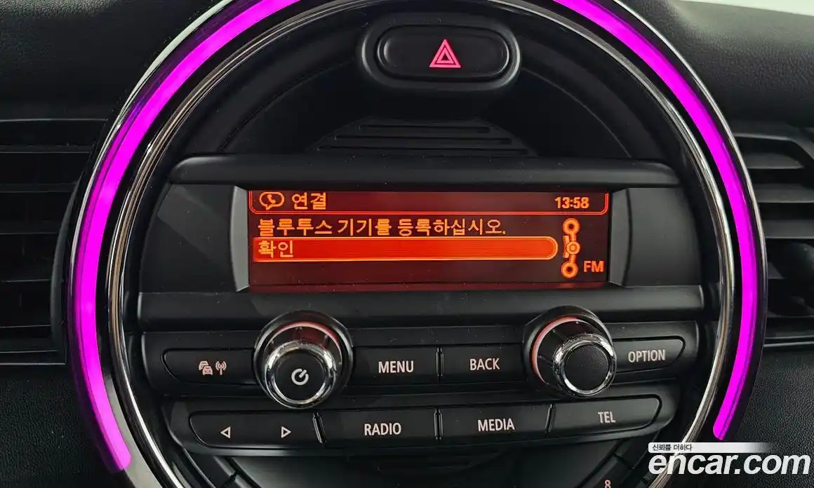 Mini Cooper 2017 1.5 Автомат в Москве № 173881, фото 11