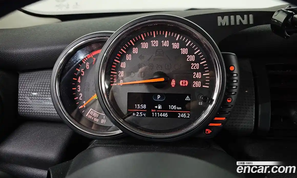 Mini Cooper 2017 1.5 Автомат в Москве № 173881, фото 16