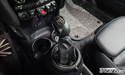 Mini Cooper 2017 1.5 Автомат в Москве № 173881, миниатюра 2