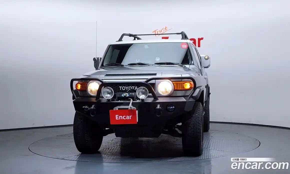 Toyota FJ Cruiser 2010 4.0 Автомат в Москве № 191101, фото 13
