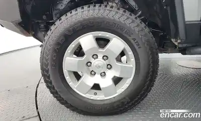 Toyota FJ Cruiser 2010 4.0 Автомат в Москве № 191101, миниатюра 5