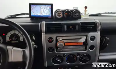 Toyota FJ Cruiser 2010 4.0 Автомат в Москве № 191101, миниатюра 6