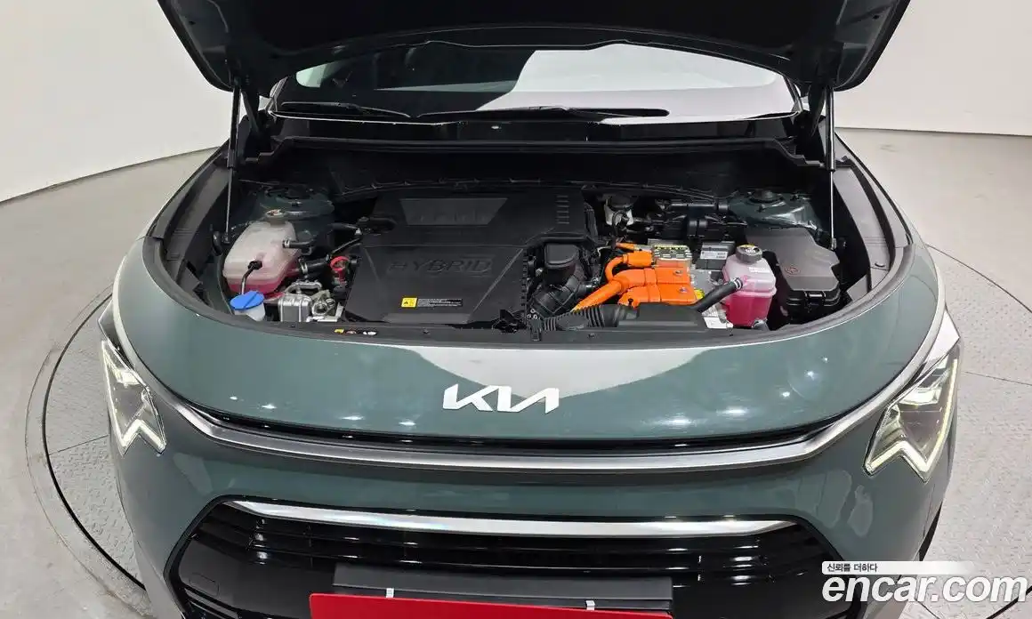 Kia Niro 2024 1.6 Автомат в Москве № 191731, фото 19