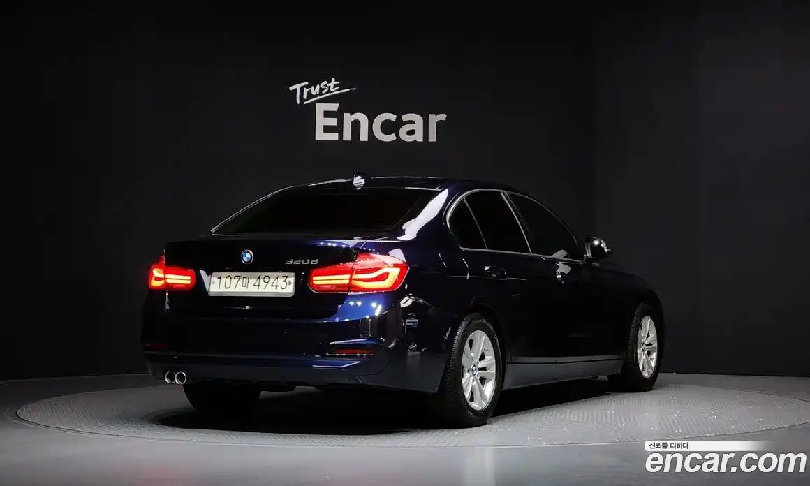 BMW 3-Series 2017 2.0 Автомат в Москве № 192041, фото 18