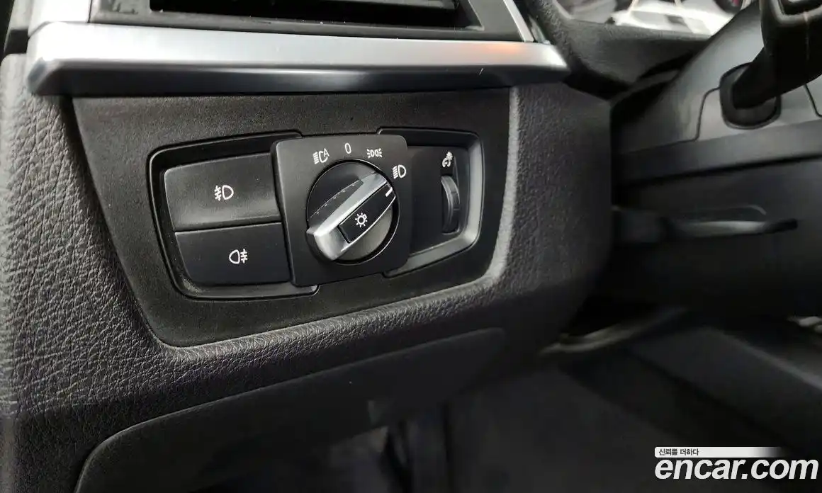 BMW 3-Series 2017 2.0 Автомат в Москве № 192041, фото 19