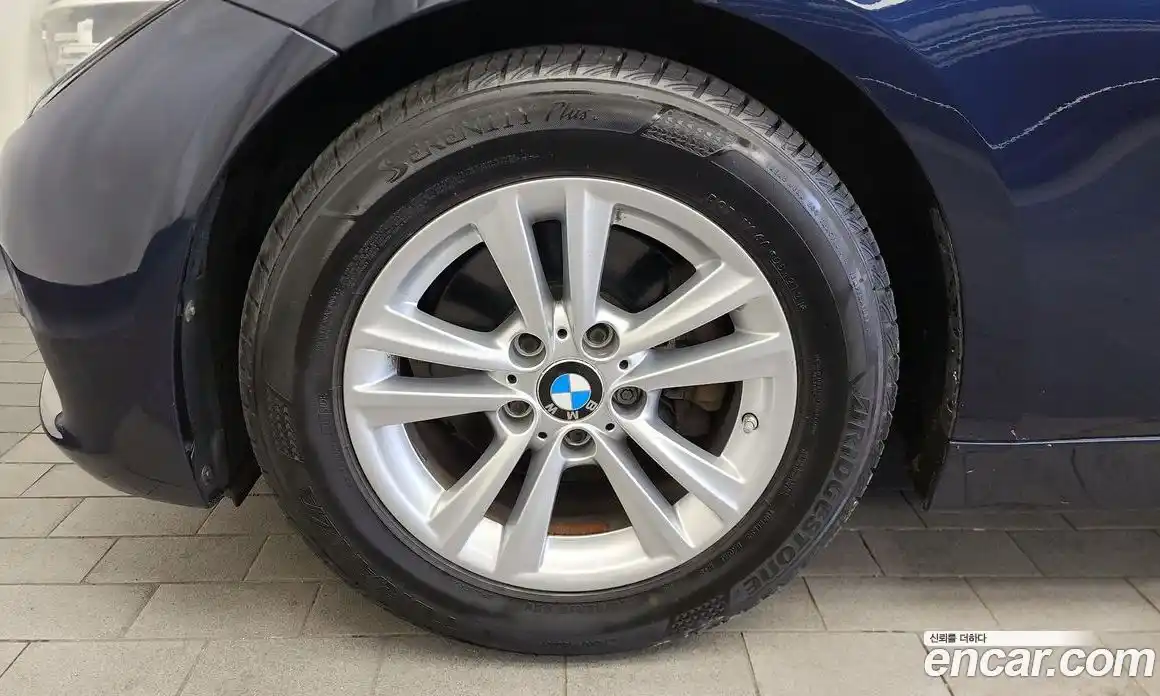 BMW 3-Series 2017 2.0 Автомат в Москве № 192041, фото 3