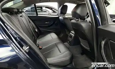 BMW 3-Series 2017 2.0 Автомат в Москве № 192041, миниатюра 10