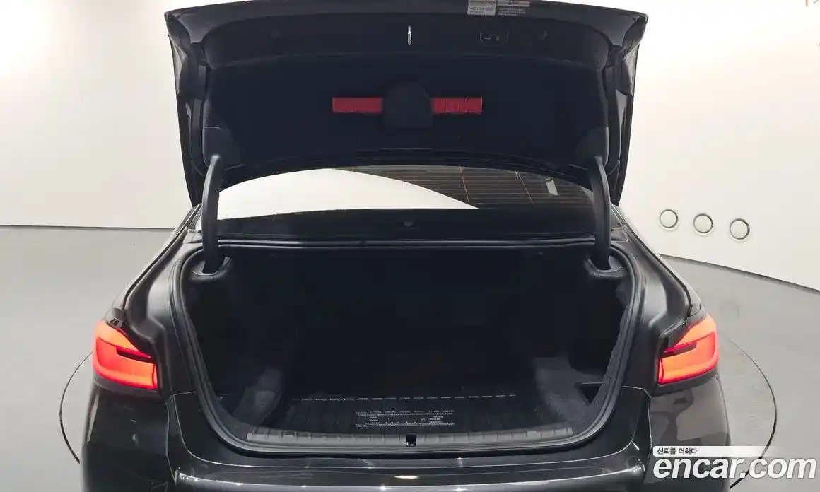 BMW 5-Series 2023 2.0 Автомат в Москве № 192221, фото 20