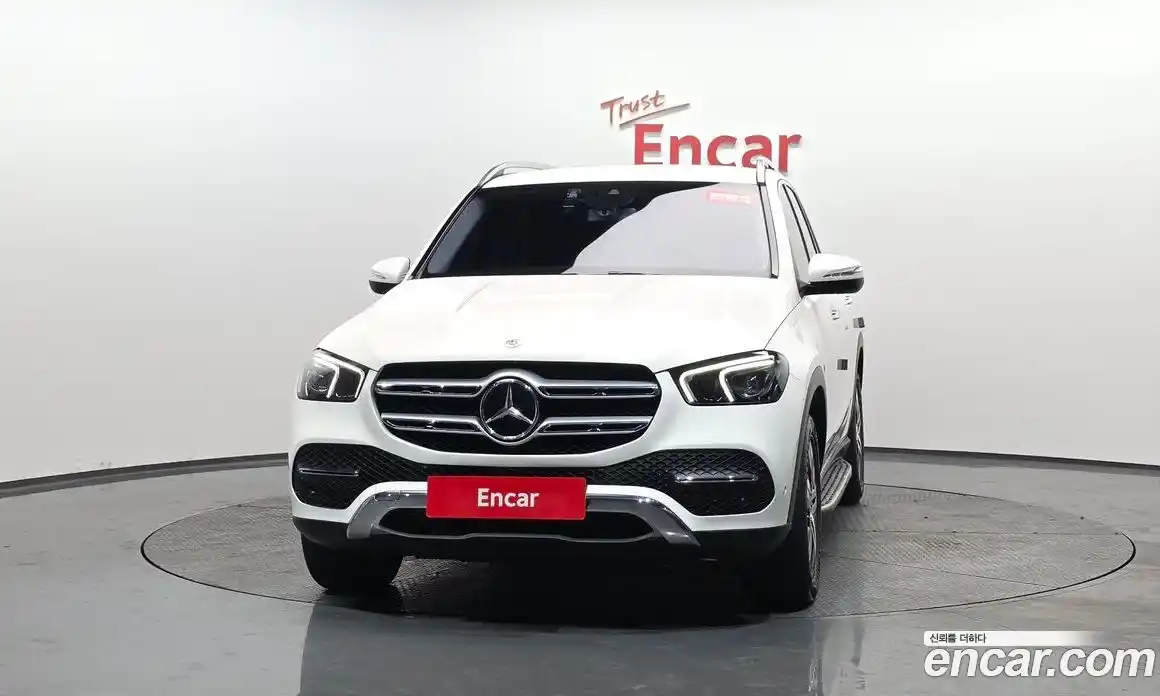 Mercedes-Benz GLE-Class 2019 1.9 Автомат в Москве № 194615, фото 12