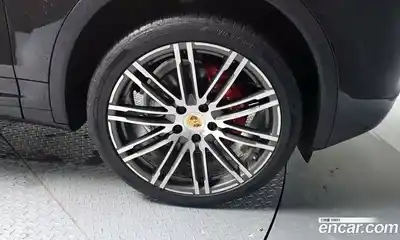 Porsche Cayenne, 2016