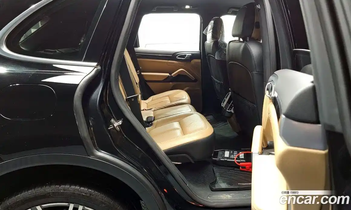 Porsche Cayenne 2016 3.6 Автомат в Москве № 194959, фото 13