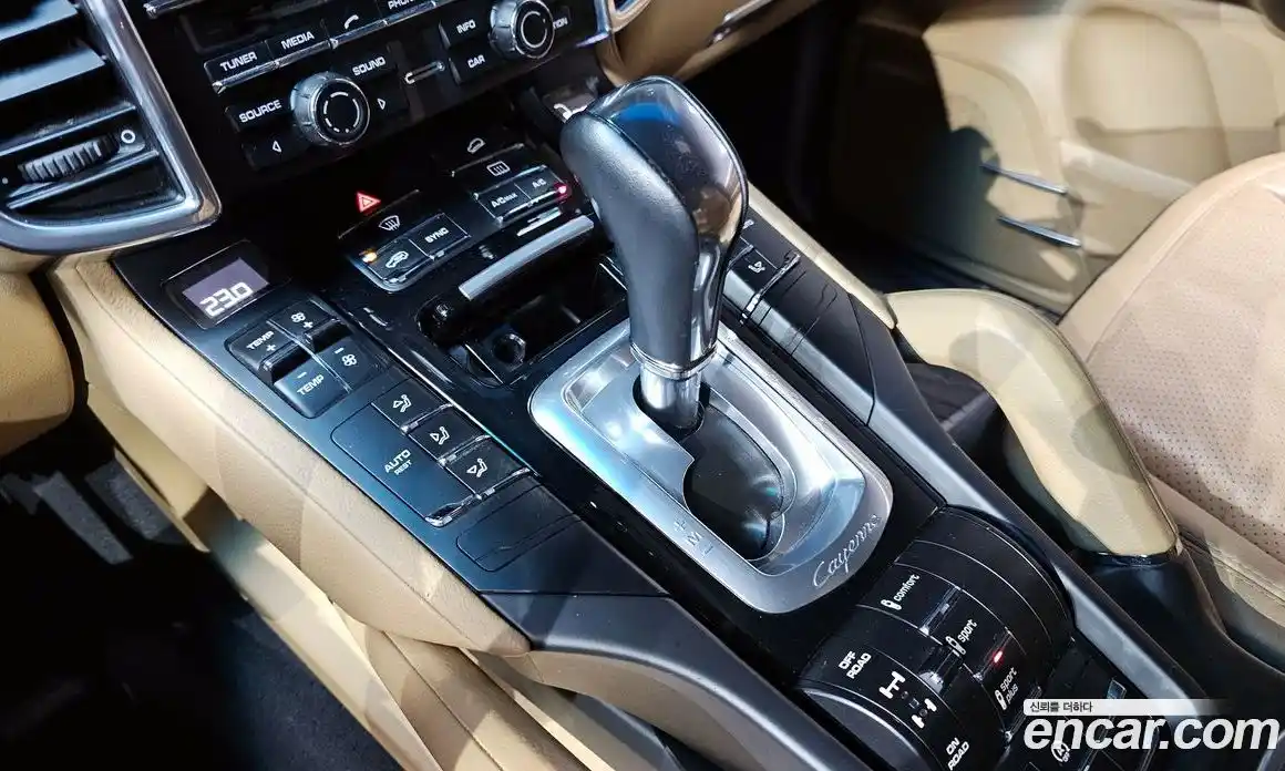 Porsche Cayenne 2016 3.6 Автомат в Москве № 194959, фото 17