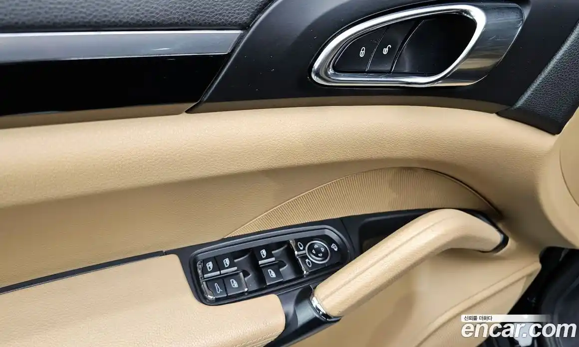 Porsche Cayenne 2016 3.6 Автомат в Москве № 194959, фото 19