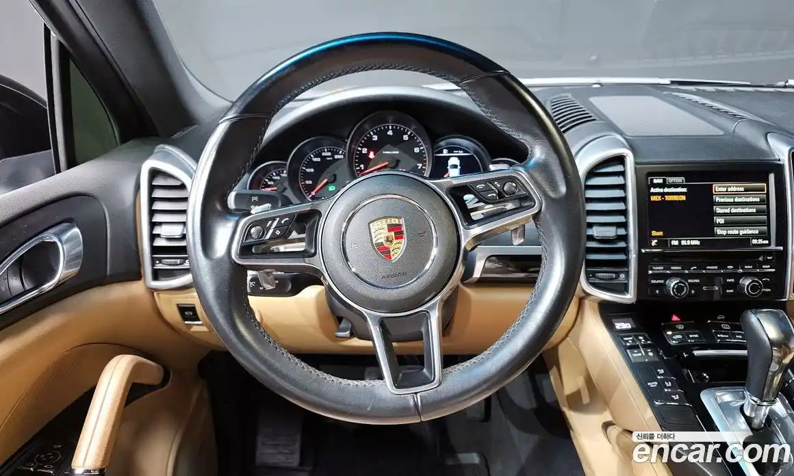 Porsche Cayenne 2016 3.6 Автомат в Москве № 194959, фото 3