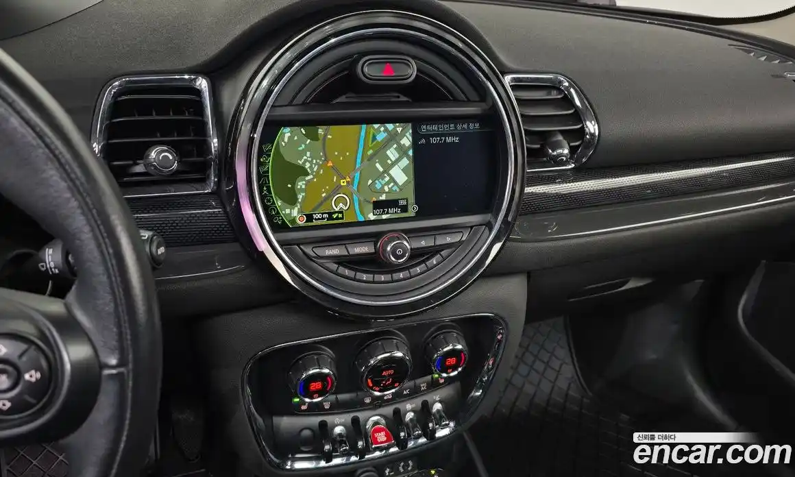 Mini Clubman 2016 2.0 Автомат в Москве № 198487, фото 8