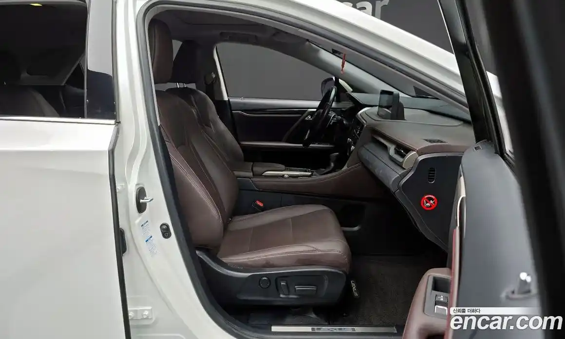 Lexus RX 2021 3.5 Автомат в Москве № 198879, фото 8