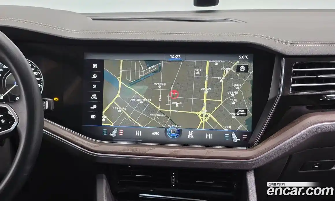 Volkswagen Touareg 2023 3.0 Автомат в Москве № 199057, фото 10