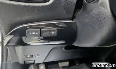 Toyota Prius 2016 1.8 Автомат в Москве № 199614, миниатюра 2