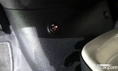 Toyota Prius 2016 1.8 Автомат в Москве № 199614, миниатюра 6