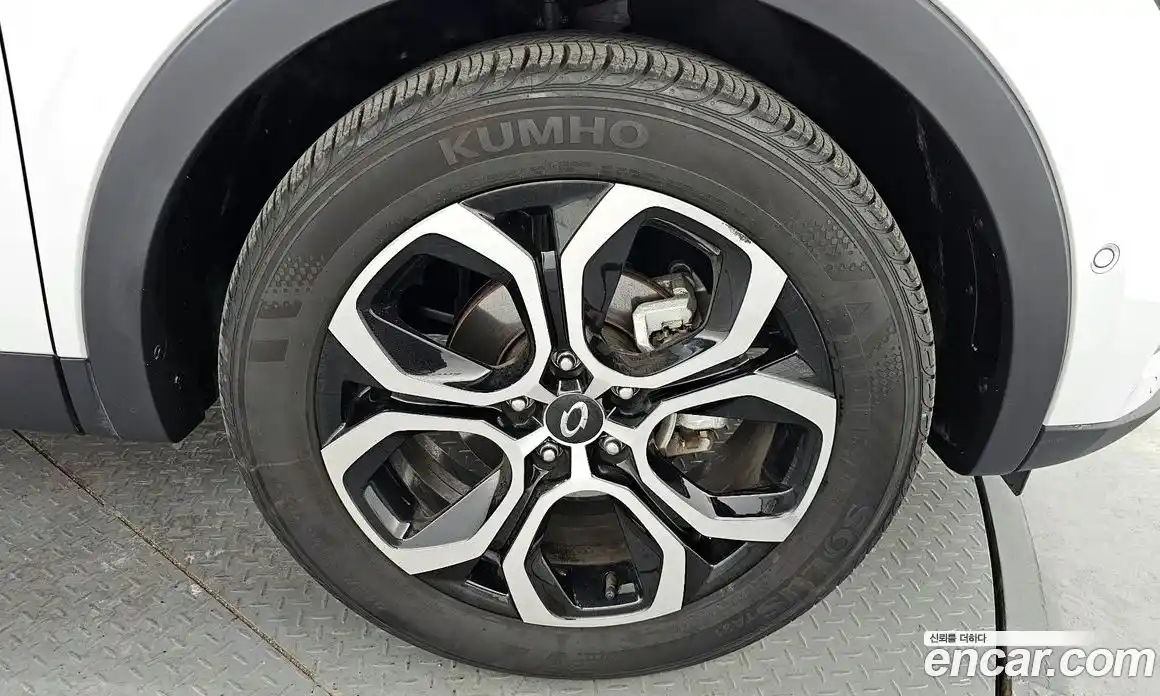 Renault XM3 2023 1.3 Автомат в Москве № 204744, фото 8