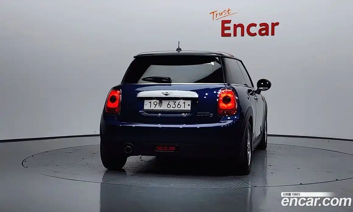 Mini Cooper 2014 1.5 Автомат в Москве № 207041, фото 13