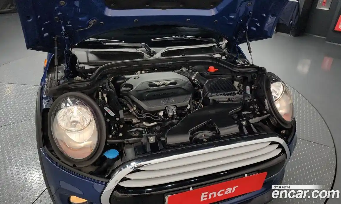 Mini Cooper 2014 1.5 Автомат в Москве № 207041, фото 7