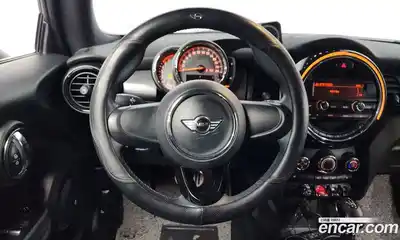 Mini Cooper 2014 1.5 Автомат в Москве № 207041, миниатюра 10