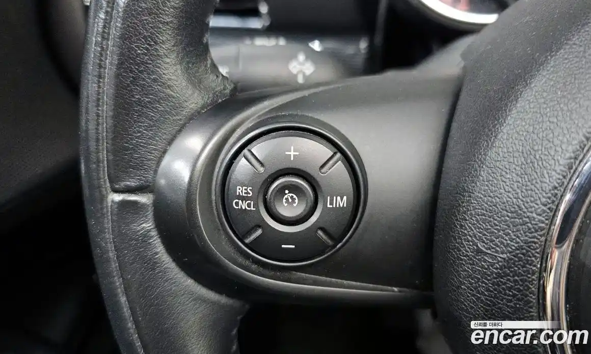 Mini Clubman 2016 2.0 Автомат в Москве № 207497, фото 16