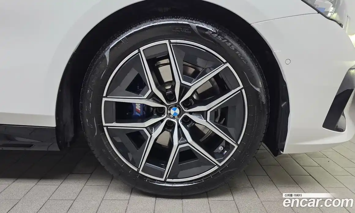 BMW 5-Series 2025 2.0 Автомат в Москве № 210134, фото 14