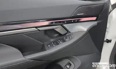 BMW 5-Series 2025 2.0 Автомат в Москве № 210134, миниатюра 4