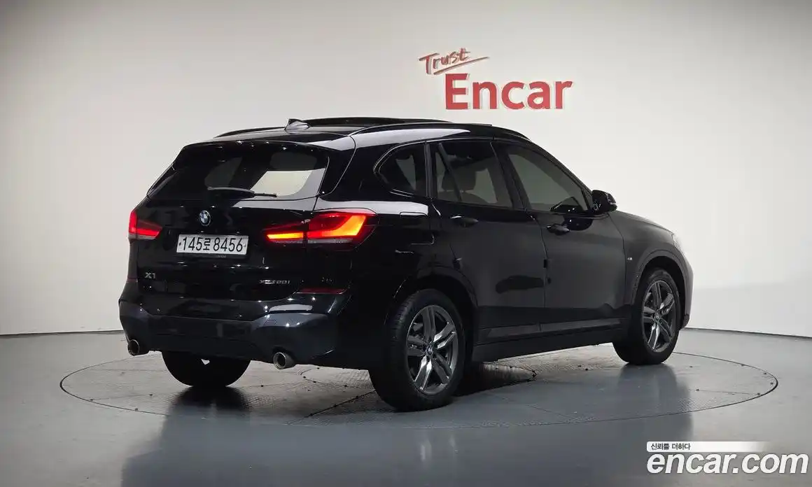 BMW X1 2022 2.0 Автомат в Москве № 211423, фото 17