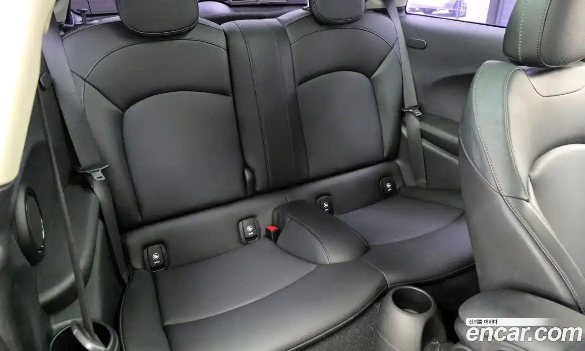 Mini Cooper 2019 1.5 Автомат в Москве № 214320, фото 7