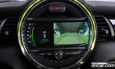 Mini Cooper 2019 1.5 Автомат в Москве № 214320, миниатюра 10