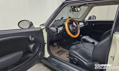 Mini Cooper 2013 1.6 Автомат в Москве № 214372, миниатюра 11