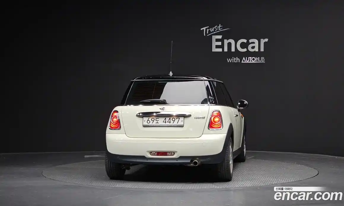 Mini Cooper 2013 1.6 Автомат в Москве № 214372, фото 12